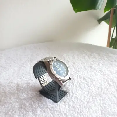 Exhibidor de reloj